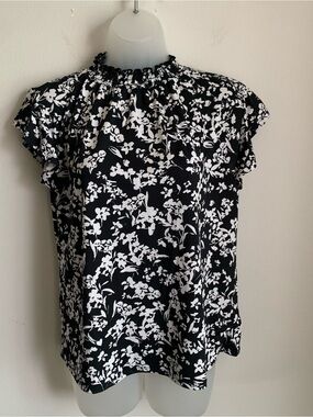 Black & White Floral Ruffle Neck Flutter Sleeve Blouse